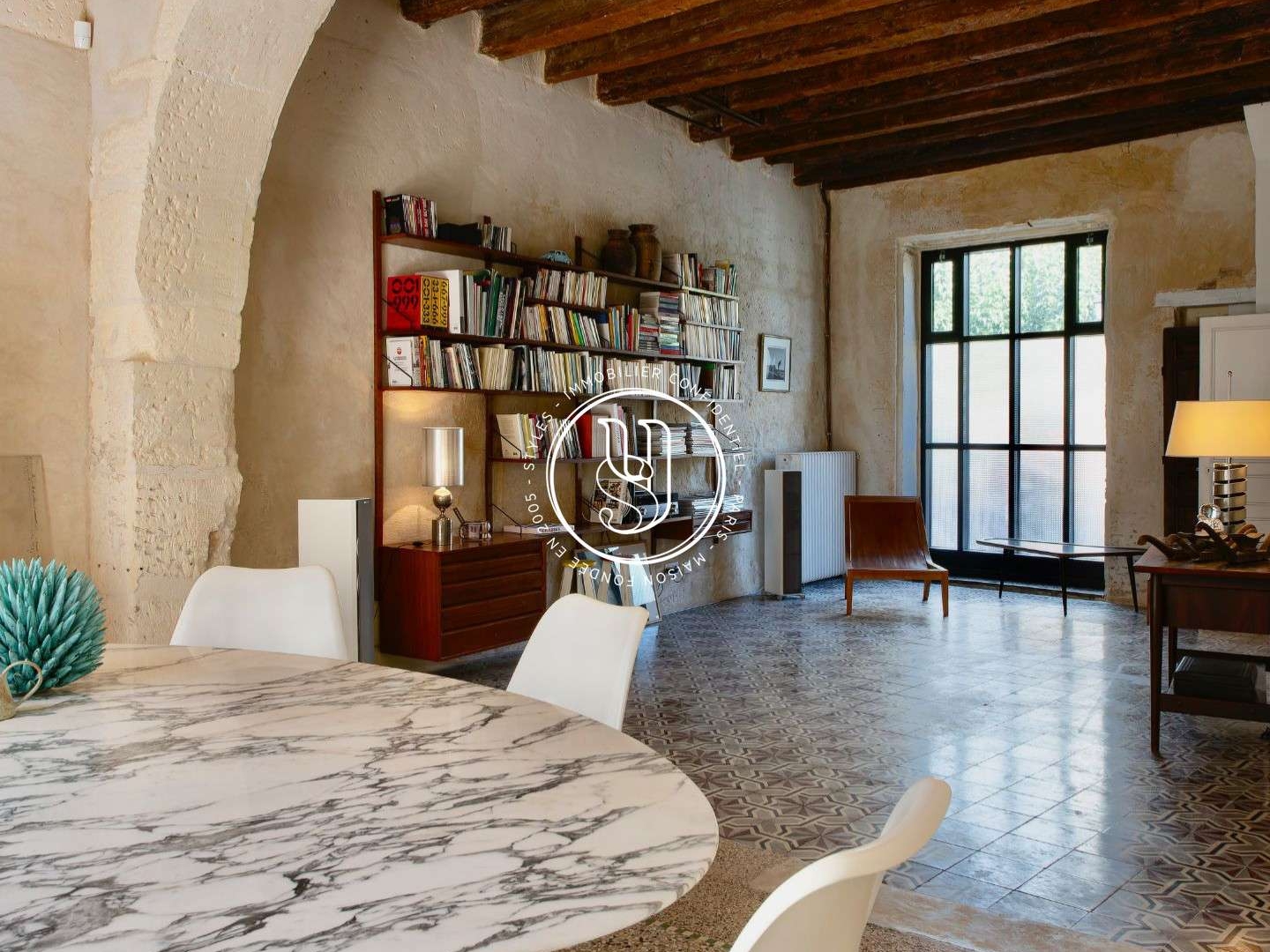 Villa 9 pièces 330 m²