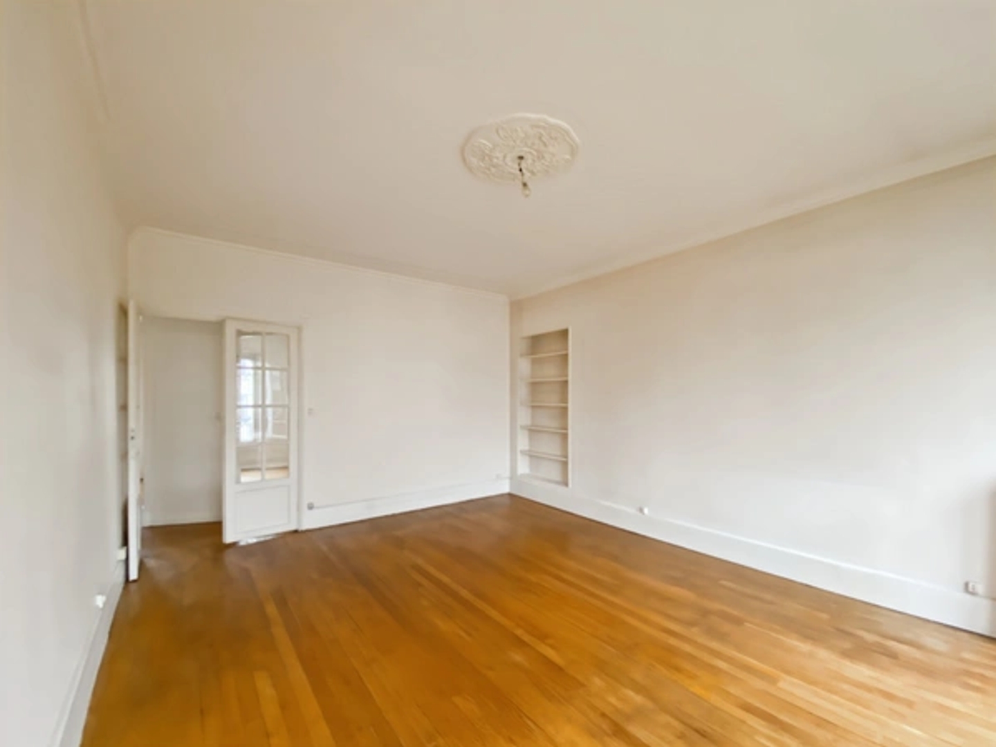 Appartement à vendre - 4 pièces - 93m2 - Versailles (78000)