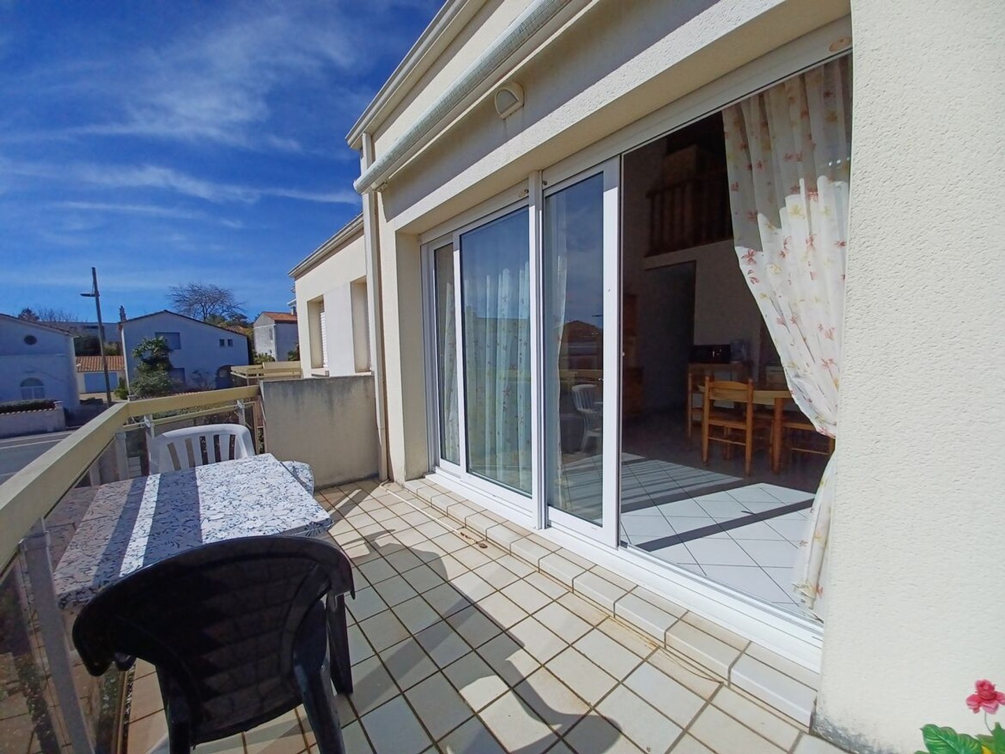 Appartement à vendre - 4 pièces - 44m2 - Saint-Georges-De-... (17110)