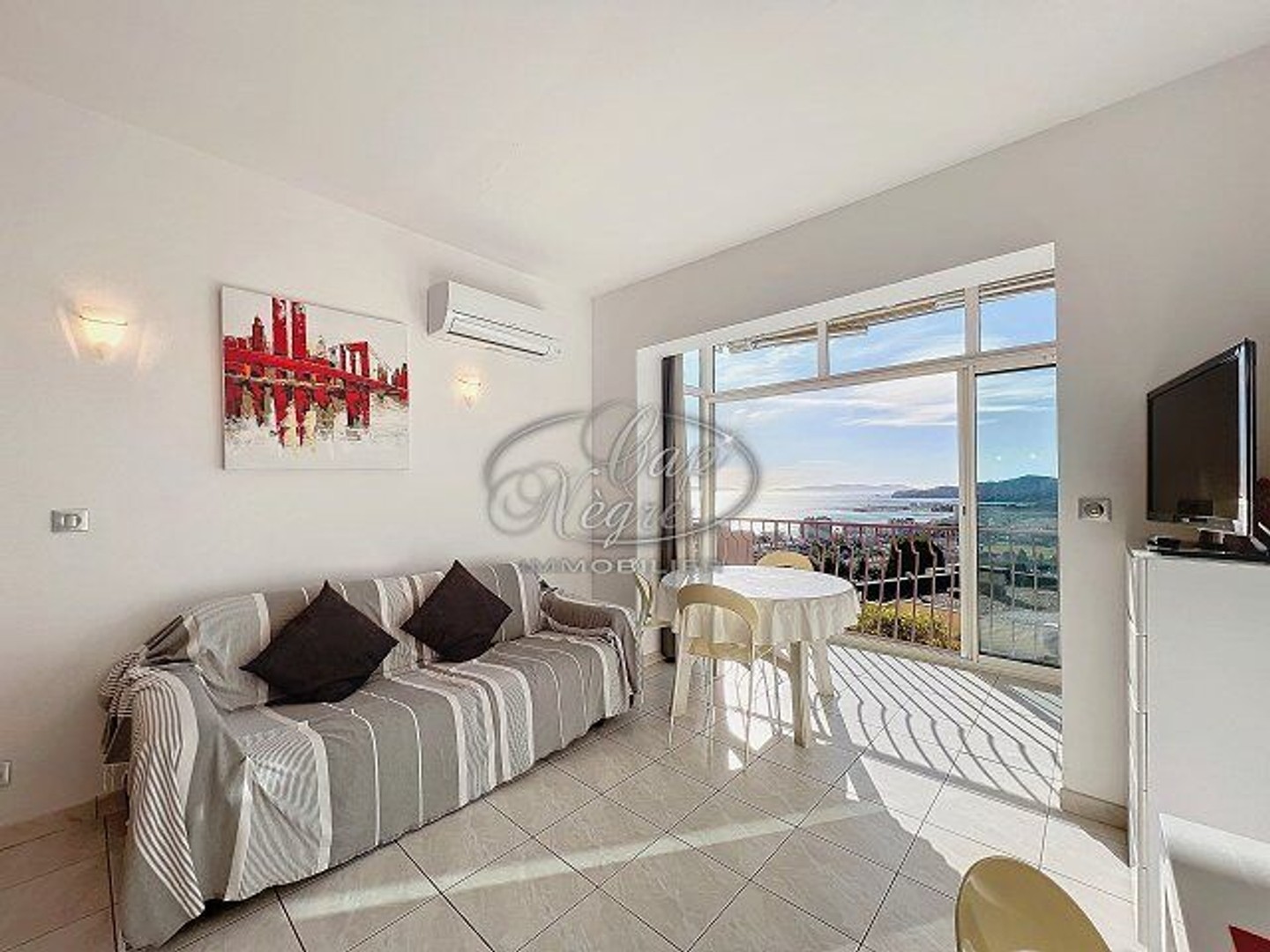 Appartement à vendre - 2 pièces - 42m2 - Le Lavandou (83980)