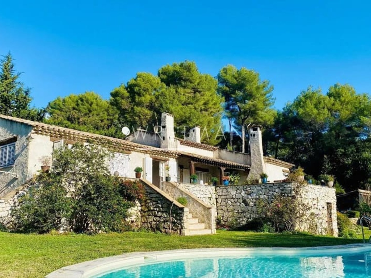 Maison à vendre - 7 pièces - 170m2 - Saint-Paul-De-Vence (06570)