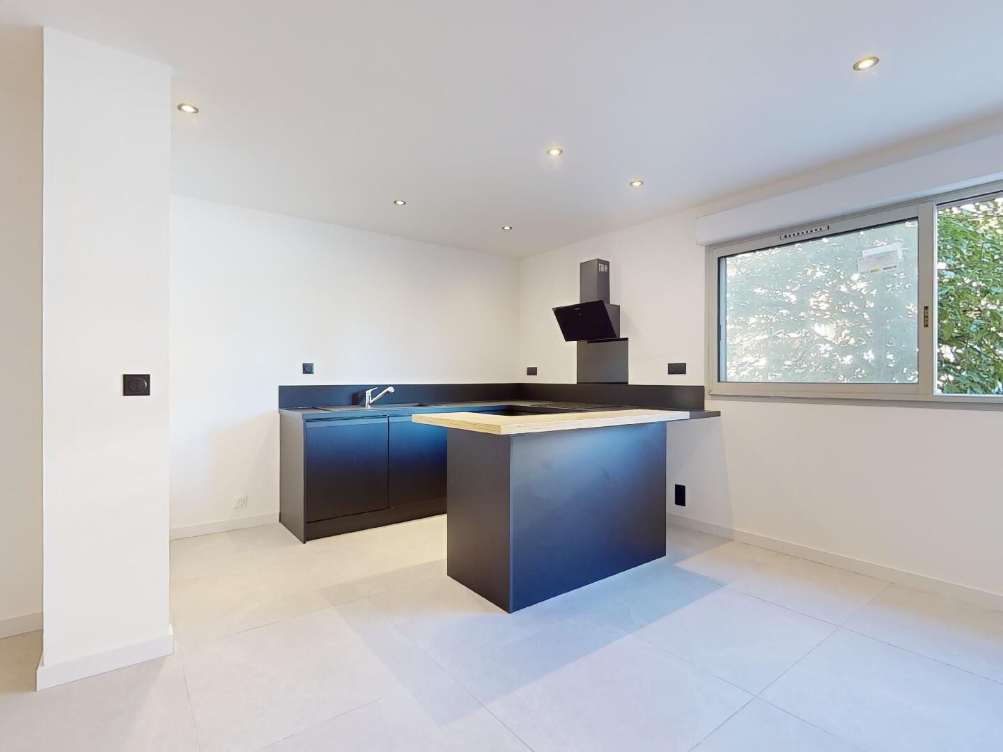 Appartement à vendre - 3 pièces - 68m2 - Le Lavandou (83980)