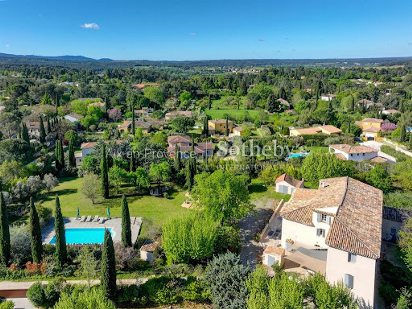 Maison à vendre - 11 pièces - 729m2 - Aix-En-Provence (13100)