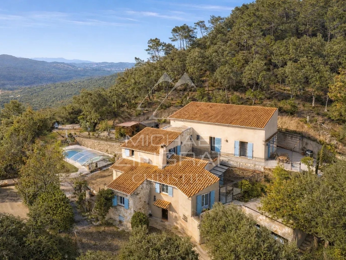 Maison à vendre - 6 pièces - 101m2 - Mandelieu-La-Napoule (06210)