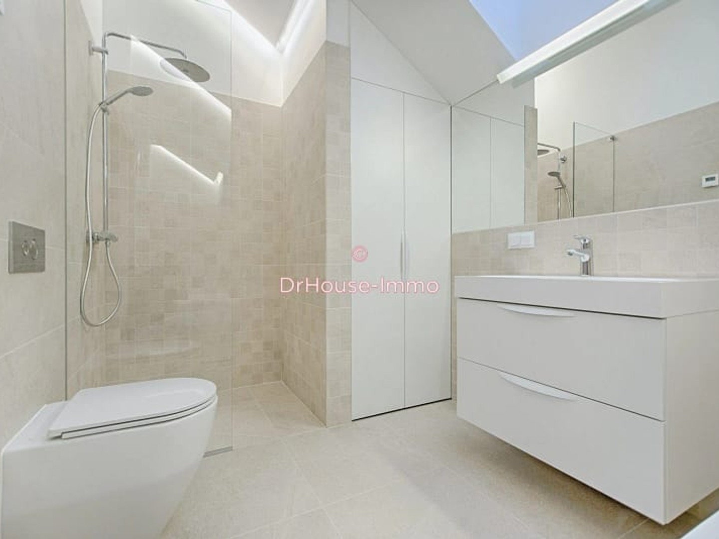 Appartement à vendre - 5 pièces - 117m2 - Saint-Cloud (92210)