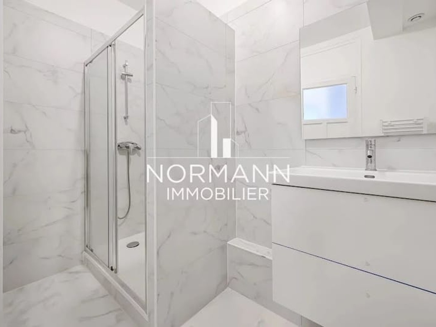 Appartement à vendre - 4 pièces - 100m2 - Boulogne-Billancourt (92100)