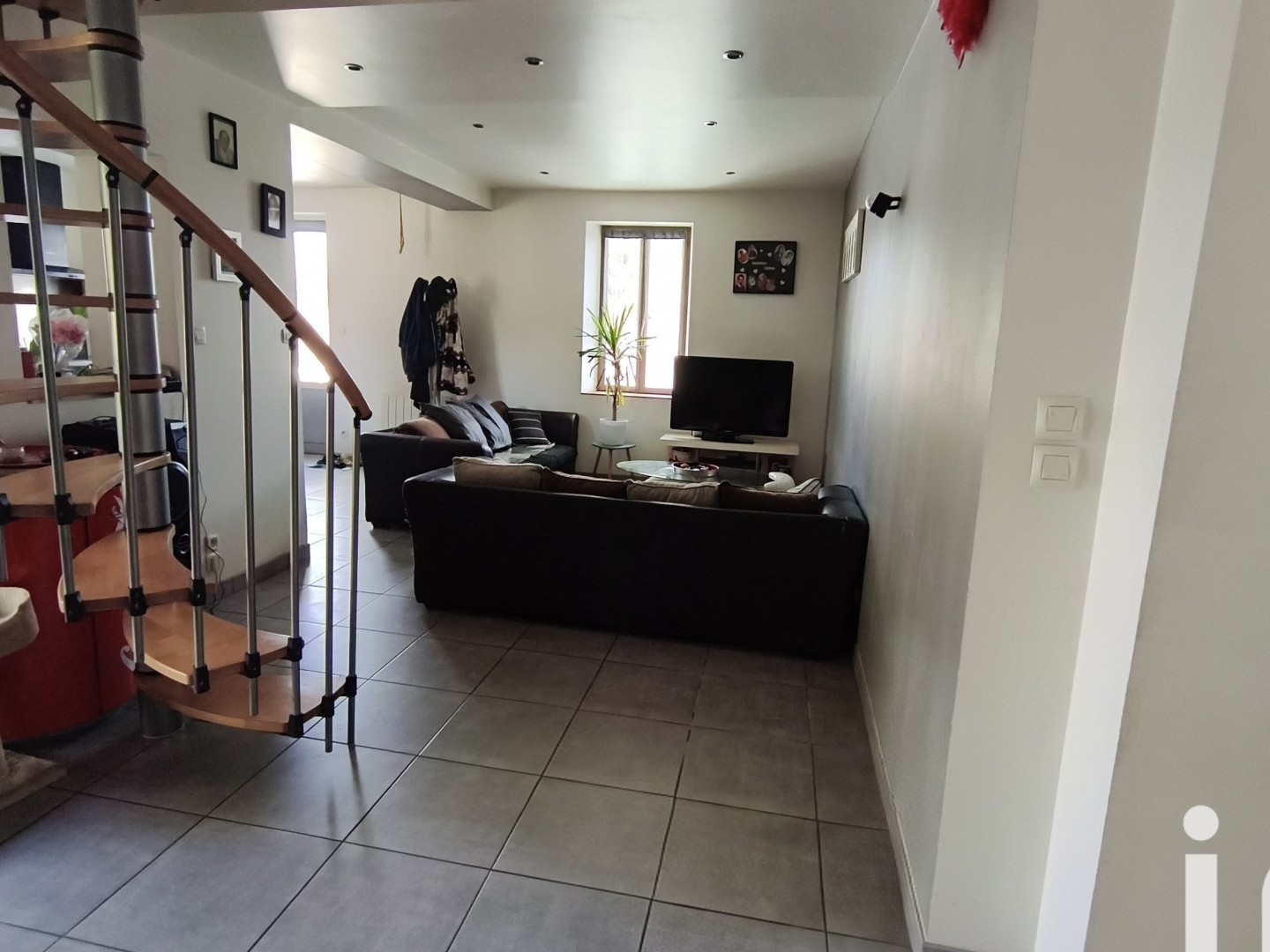 Maison à vendre - 5 pièces - 105m2 - Châtillon-Sur-Thouet (79200)