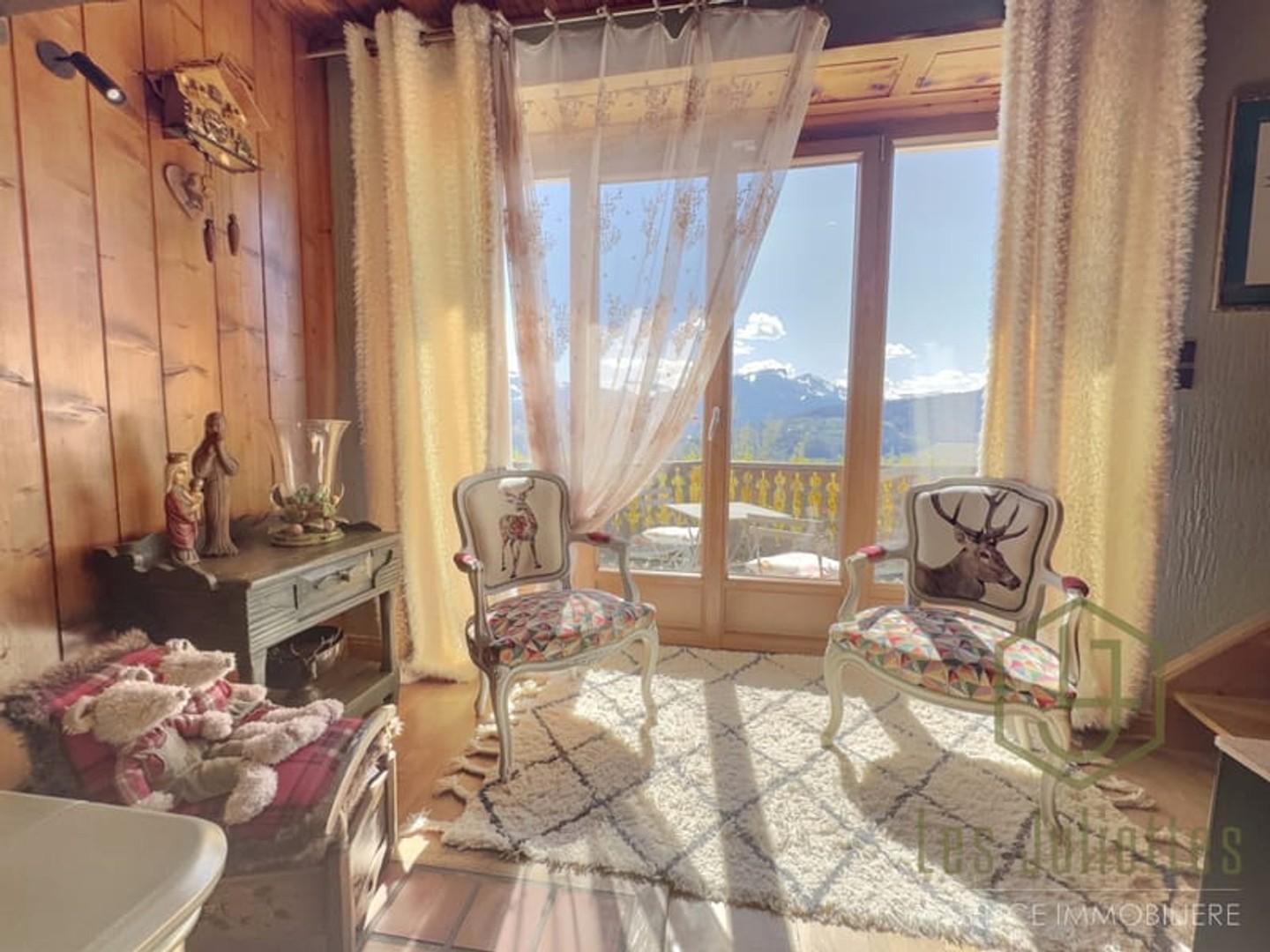 Maison à vendre - 10 pièces - 265m2 - Taninges (74440)