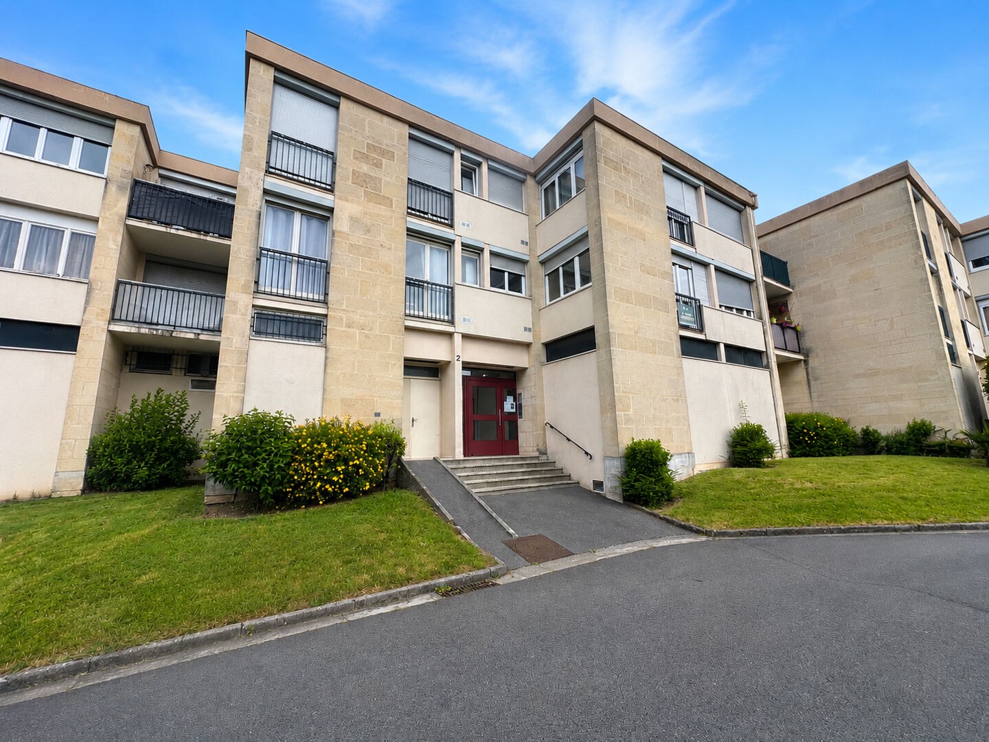 Appartement à vendre - 3 pièces - 65m2 - Ozoir-La-Ferrière (77330)