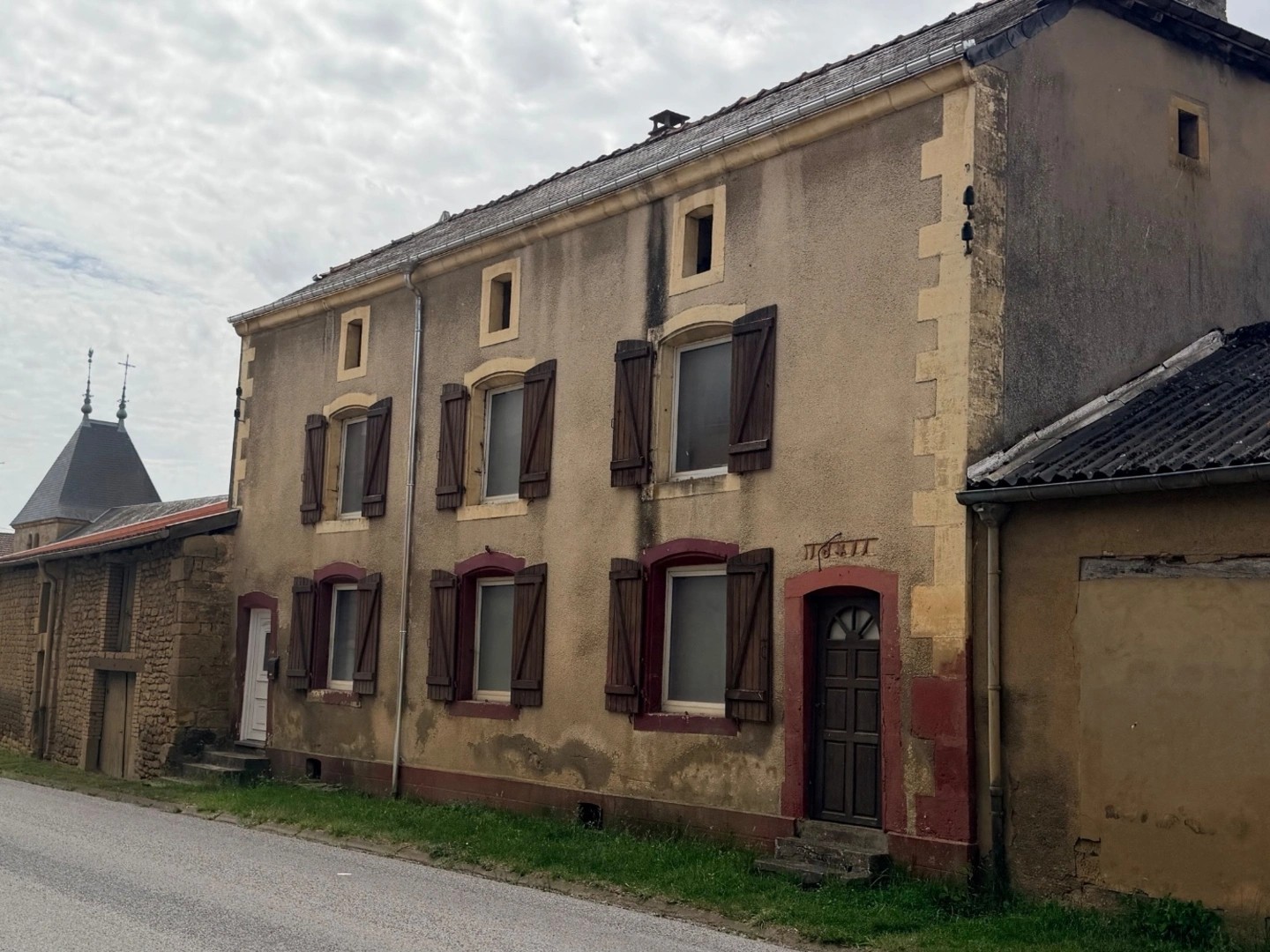 Immeuble à vendre - 7 pièces - 117m2 - Thonnelle (55600)