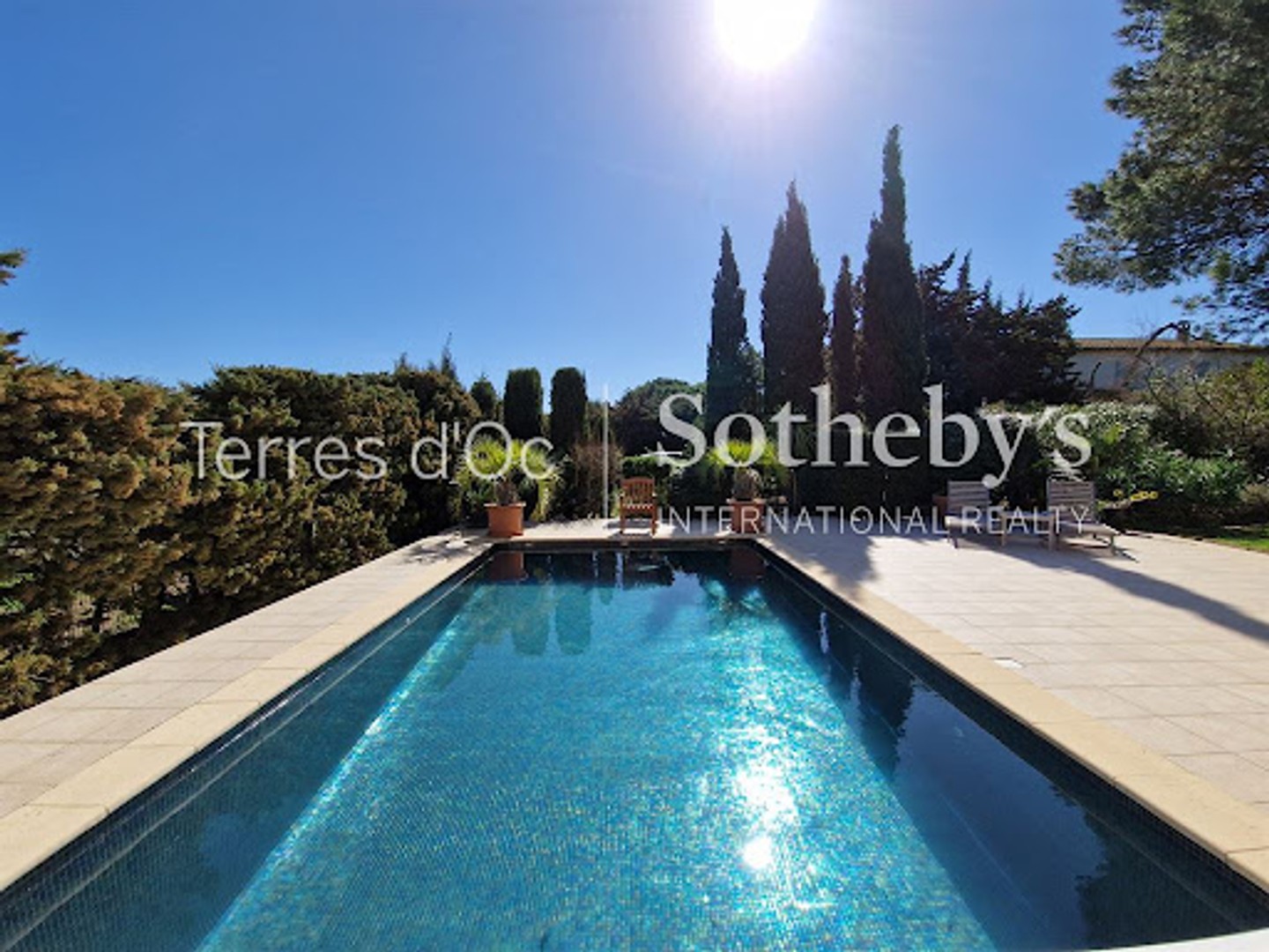 Maison 10 pièces 253 m²