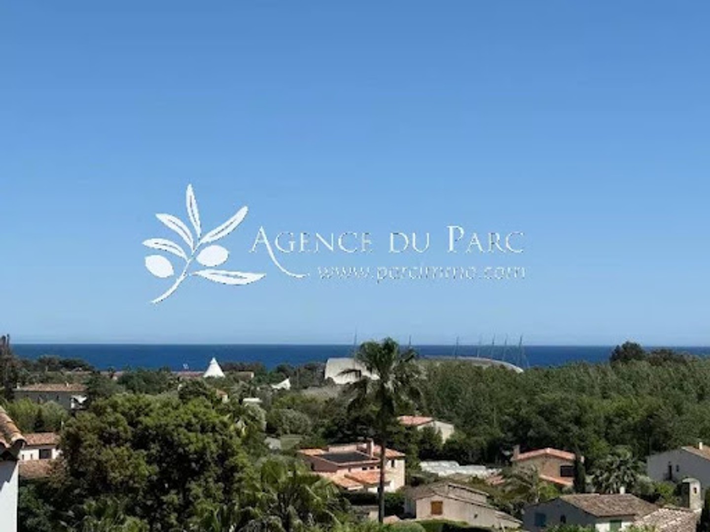 Maison à vendre - 10 pièces - 250m2 - Antibes (06600)