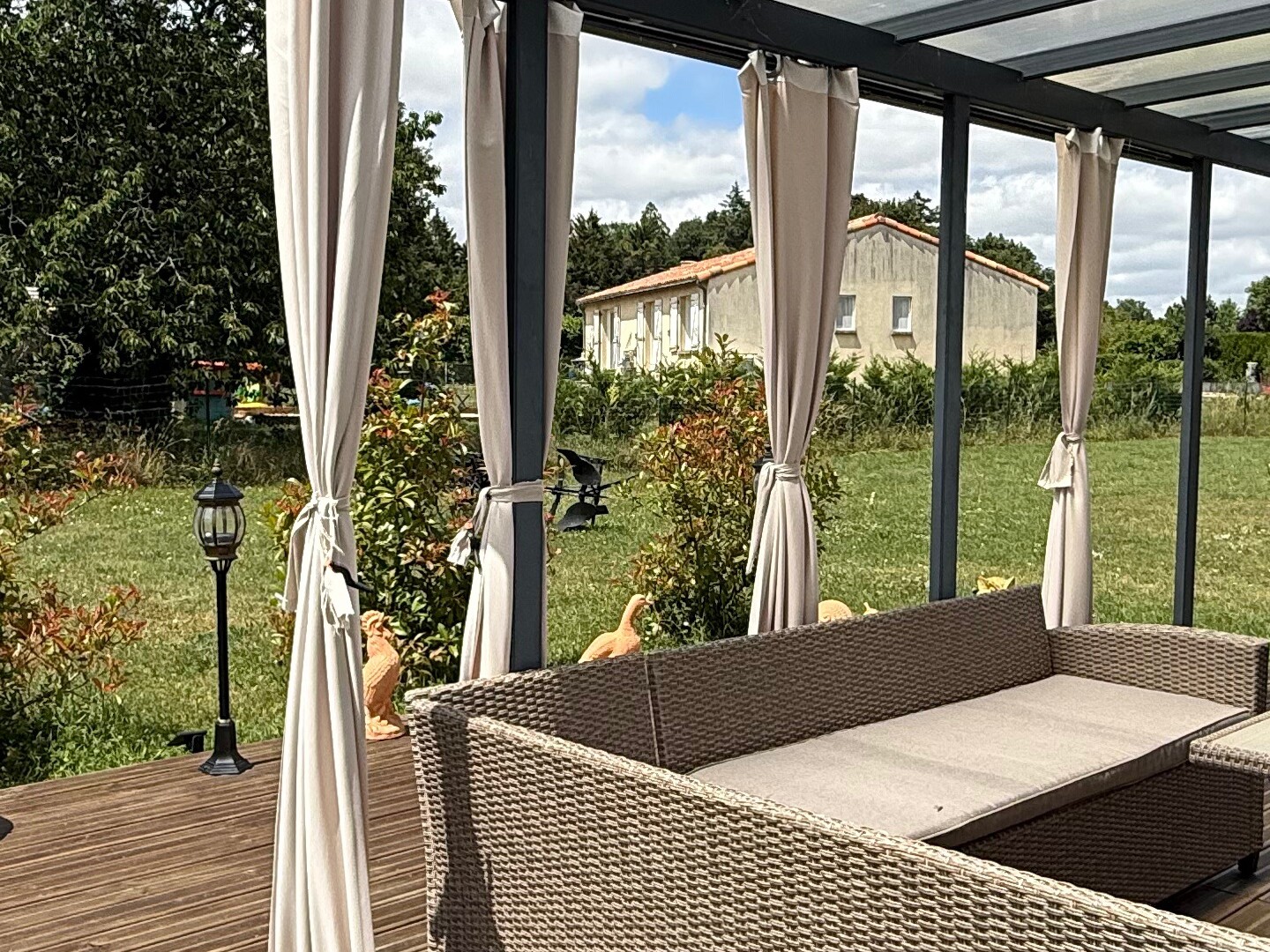 Maison à vendre - 4 pièces - 106m2 - Blanzay (86400)