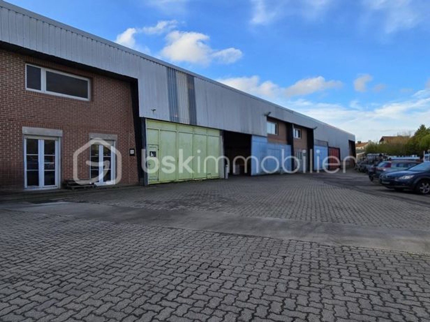Locaux à vendre - 1200m2 - Wavrin (59136)