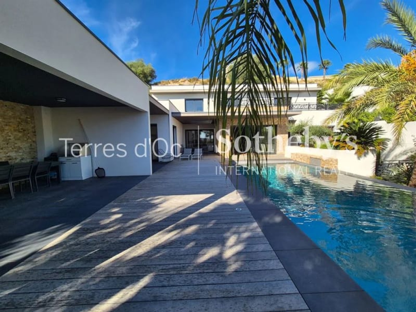 Maison à vendre - 6 pièces - 250m2 - Béziers (34500)