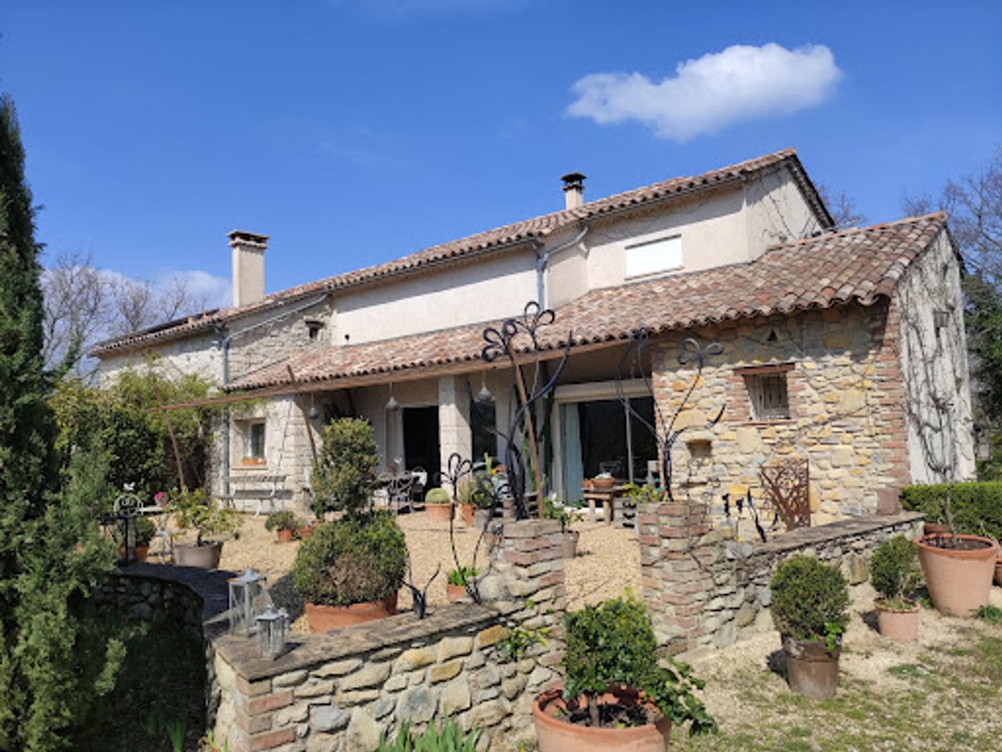 Propriété 5 pièces 250 m²