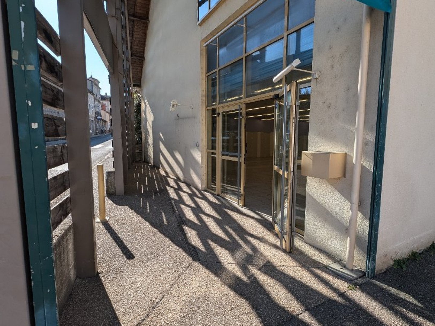 Immeuble à vendre - 340m2 - Limogne En Quercy (46260)