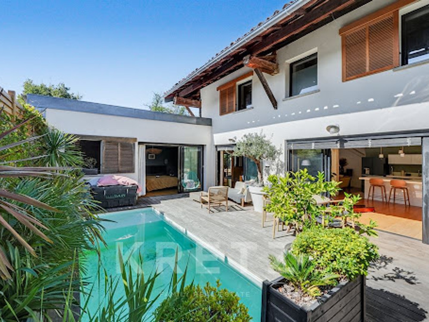 Maison 9 pièces 290 m²