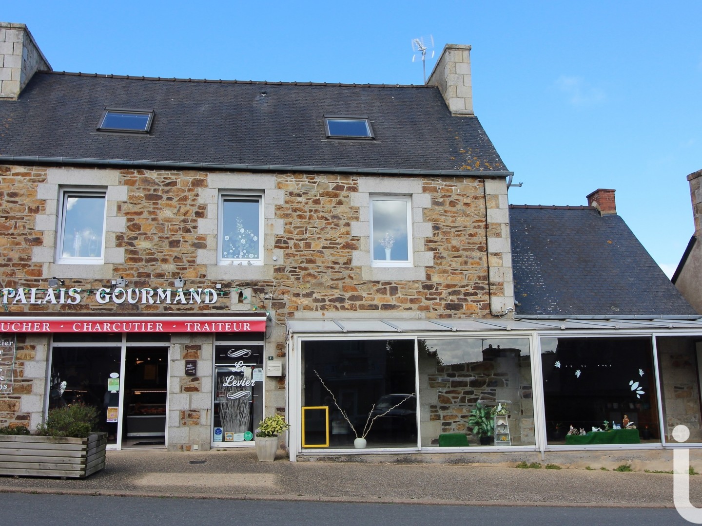 Immeuble à vendre - 200m2 - Trélévern (22660)