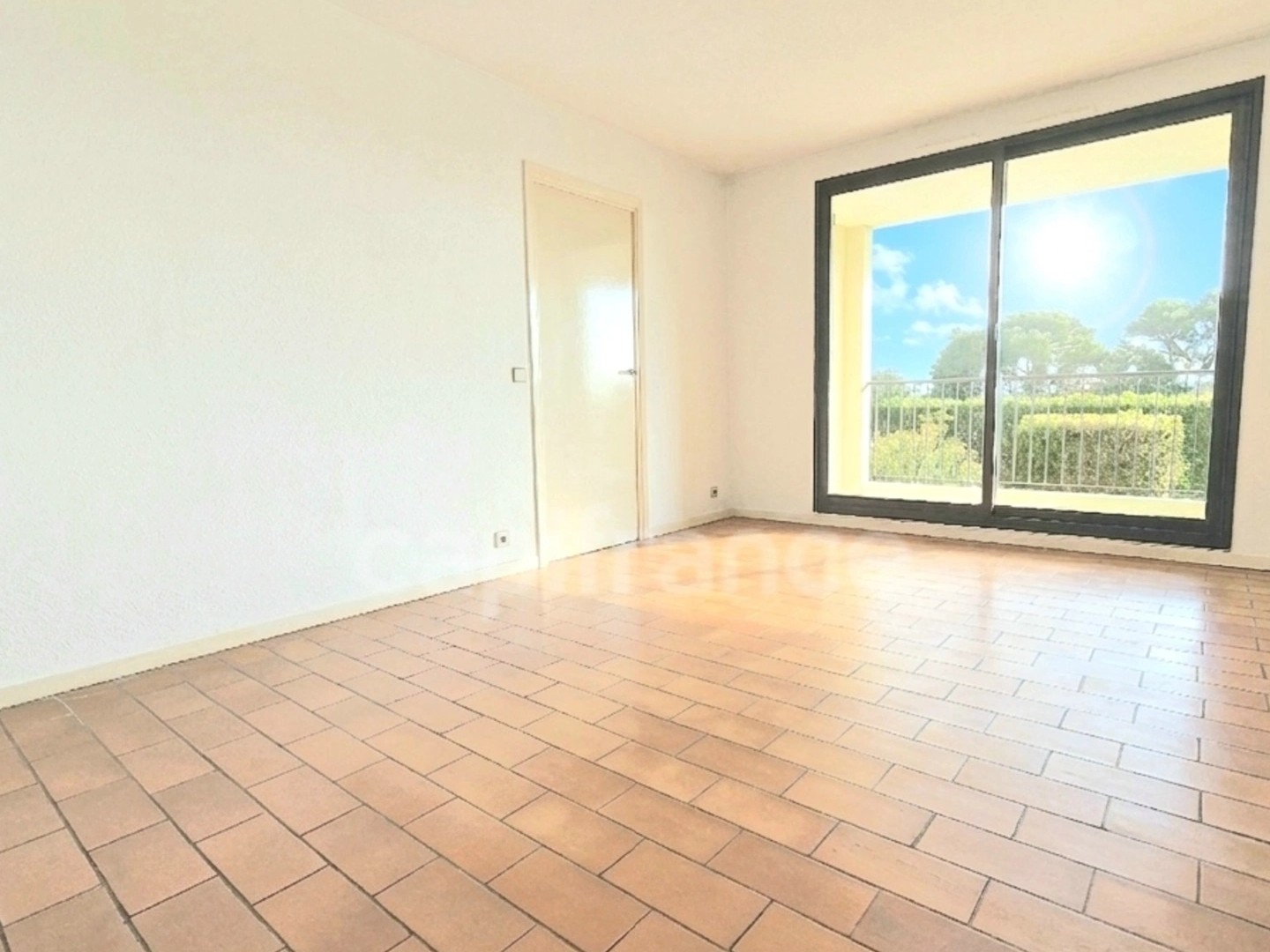 Appartement à vendre - 2 pièces - 45m2 - Six-Fours-Les-Plages (83140)