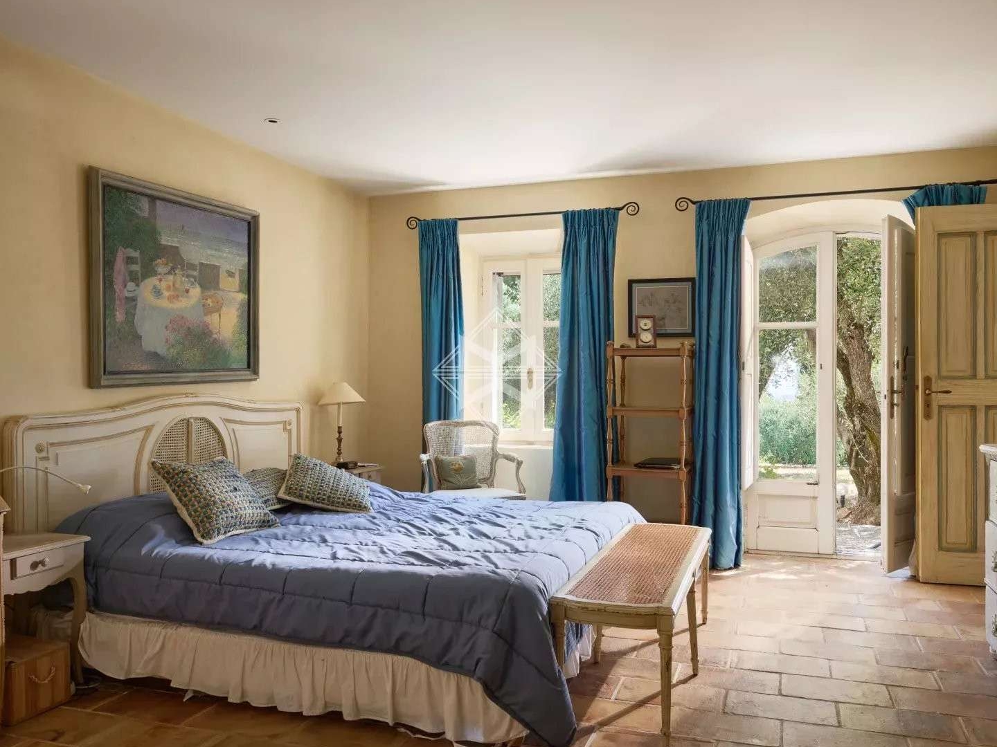 Villa 10 pièces 535 m²