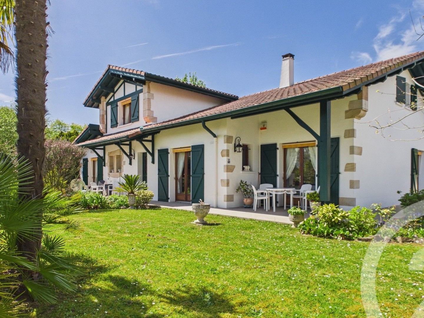 Maison à vendre - 7 pièces - 177m2 - Villefranque (64990)