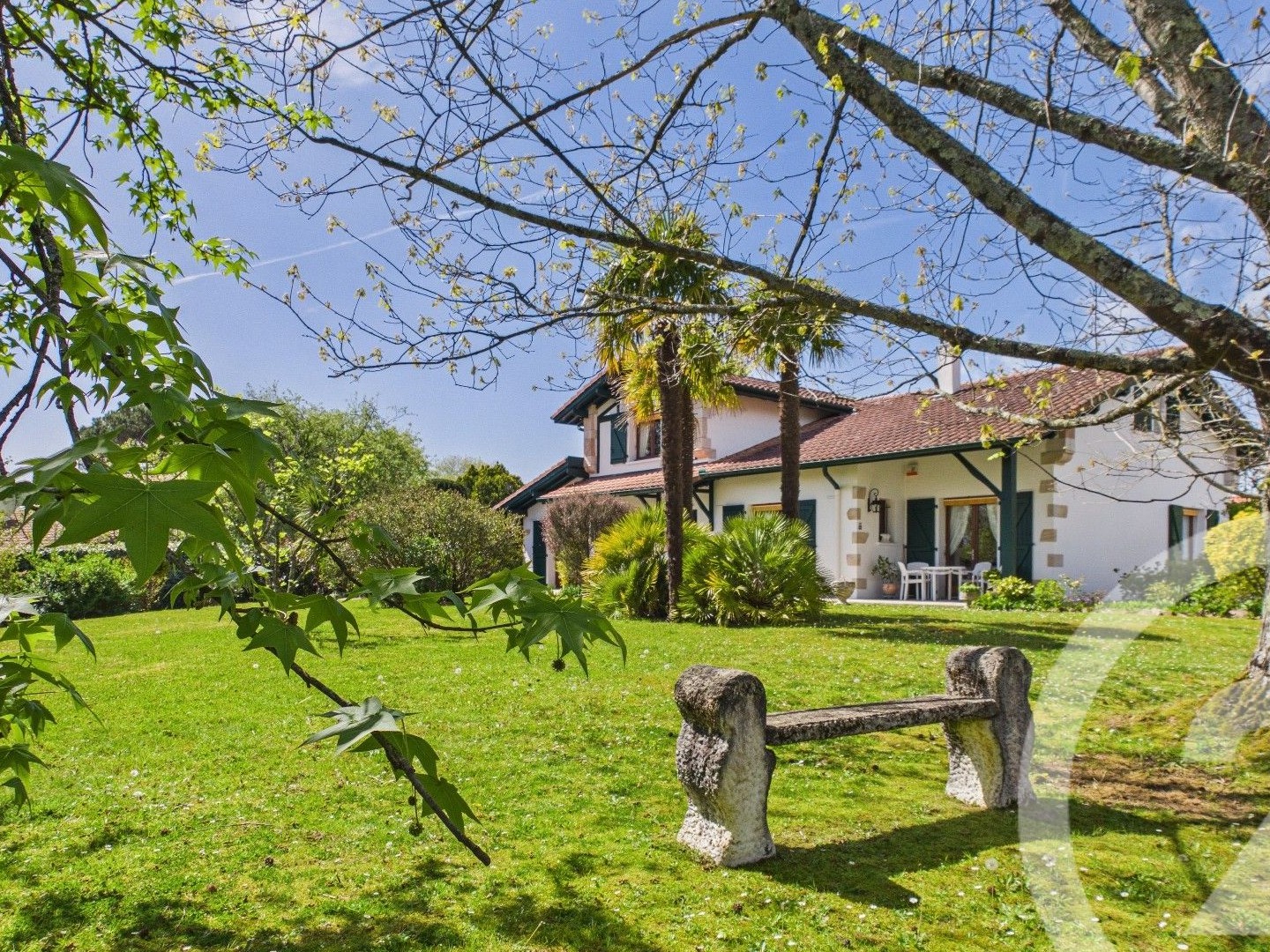 Maison à vendre - 7 pièces - 177m2 - Villefranque (64990)