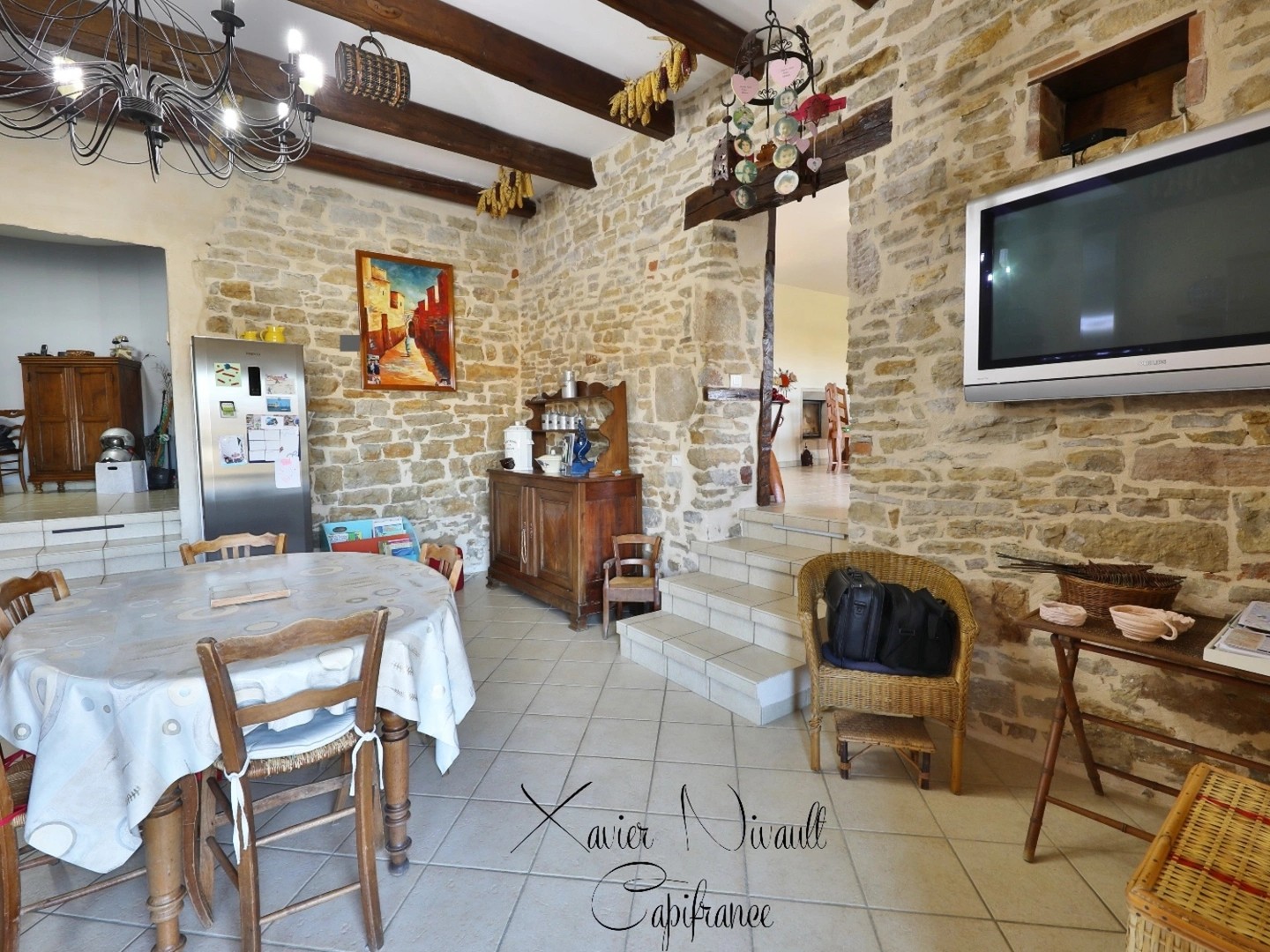 Maison à vendre - 6 pièces - 275m2 - Saint-Amour (39160)