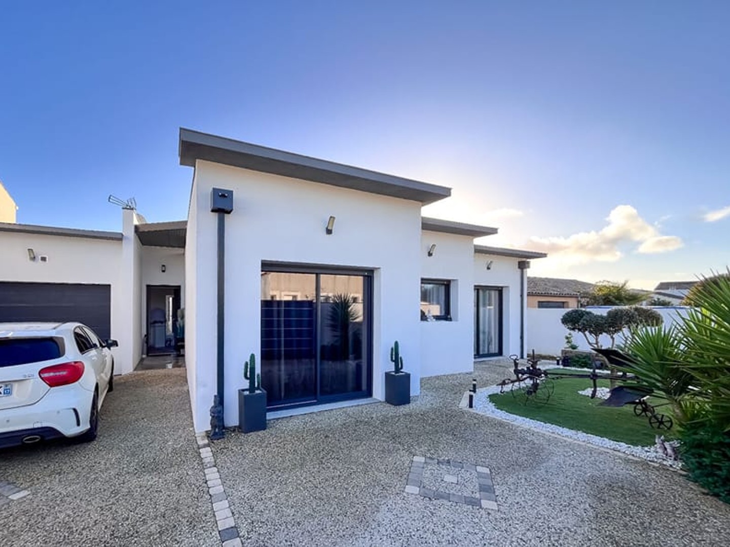 Maison à vendre - 5 pièces - 138m2 - Sainte-Soulle (17220)