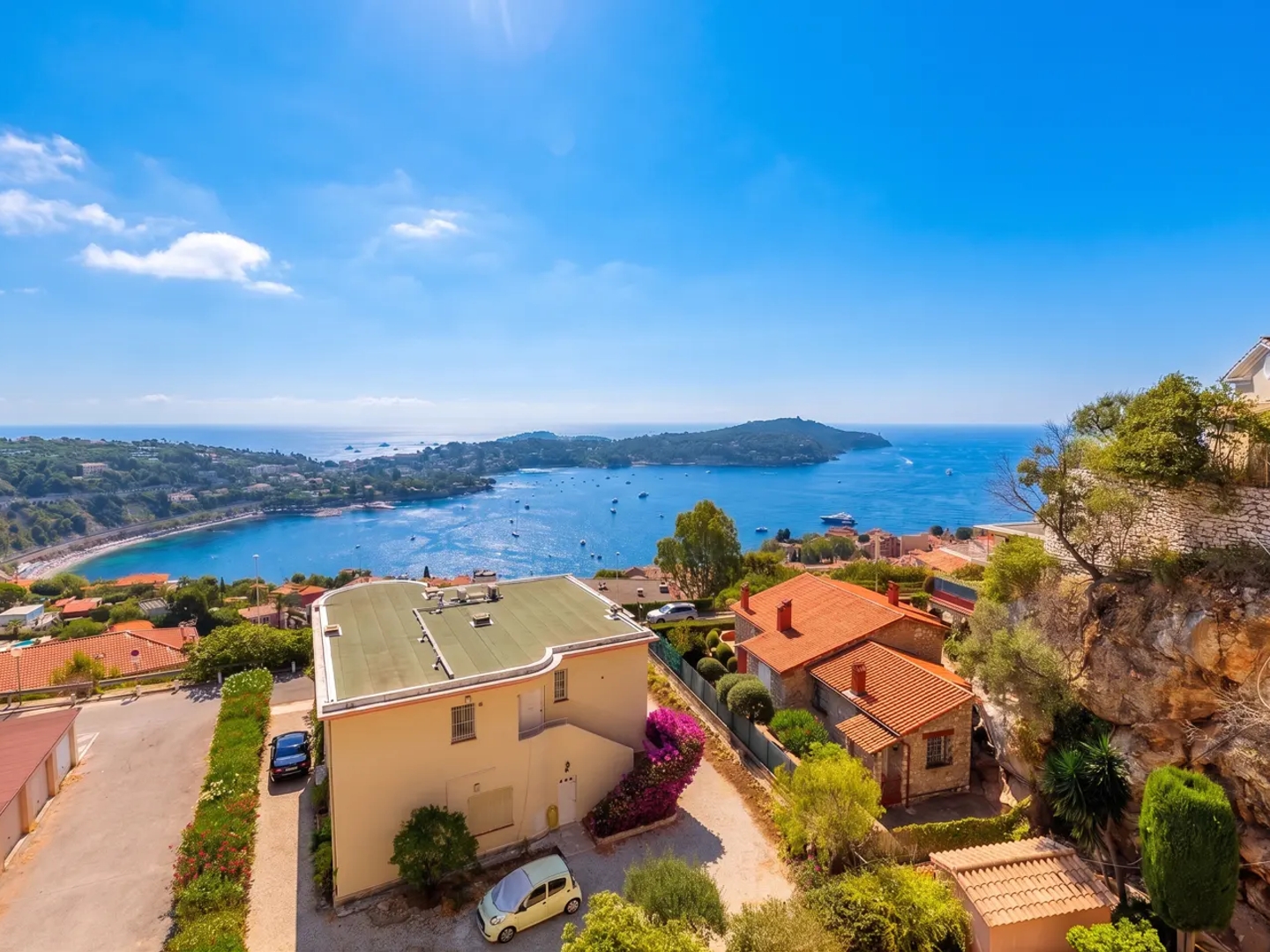 Appartement à vendre - 3 pièces - 96m2 - Villefranche-Sur-Mer (06230)