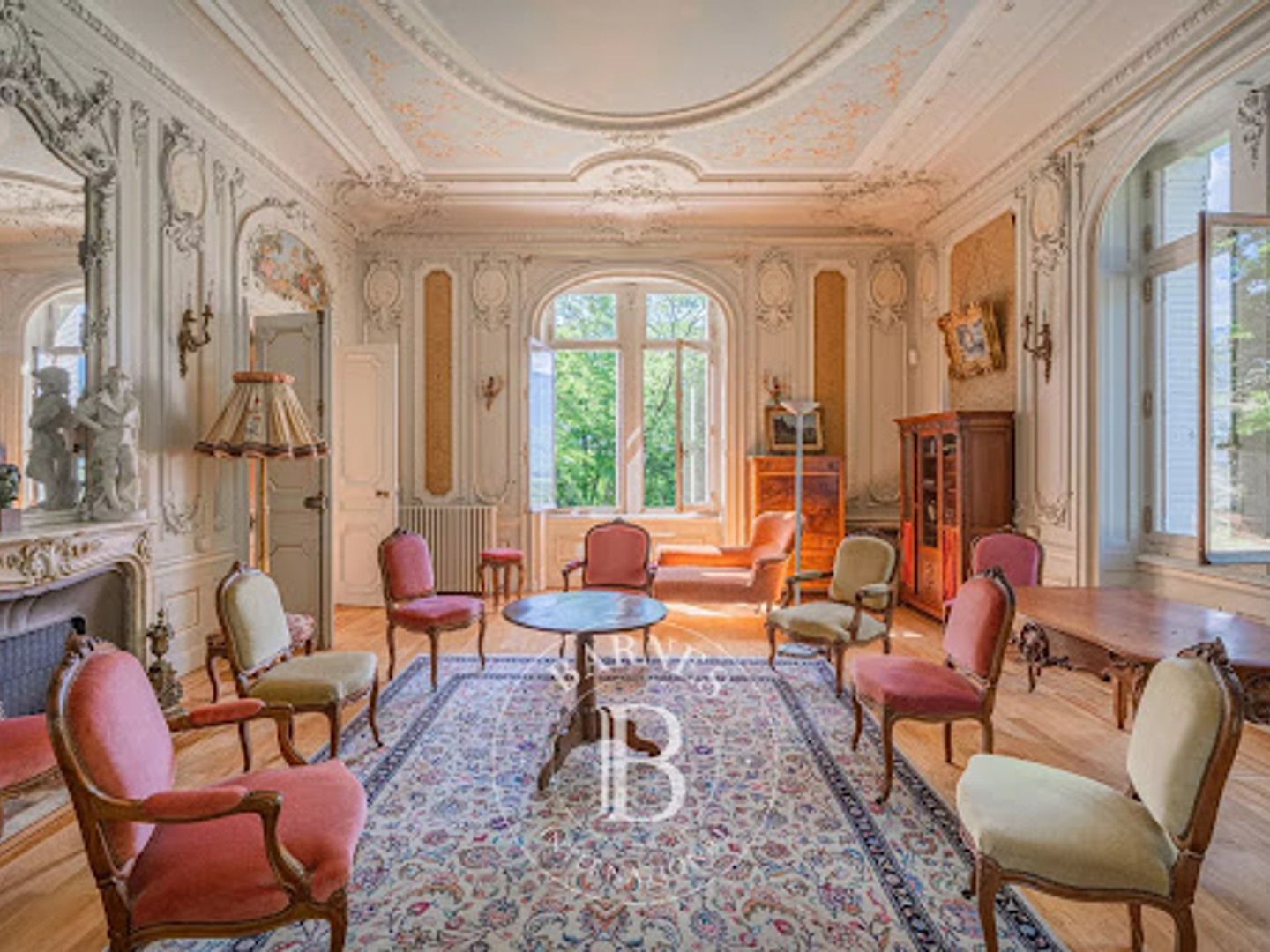 Maison à vendre - 19 pièces - 573m2 - Voreppe (38340)