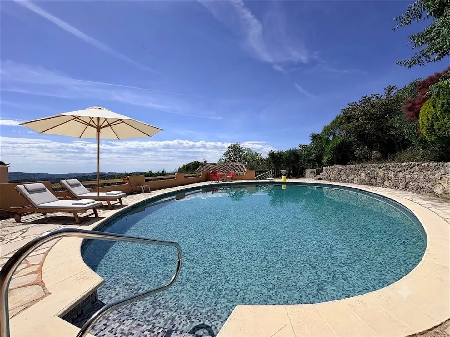 Maison 7 pièces 192 m²