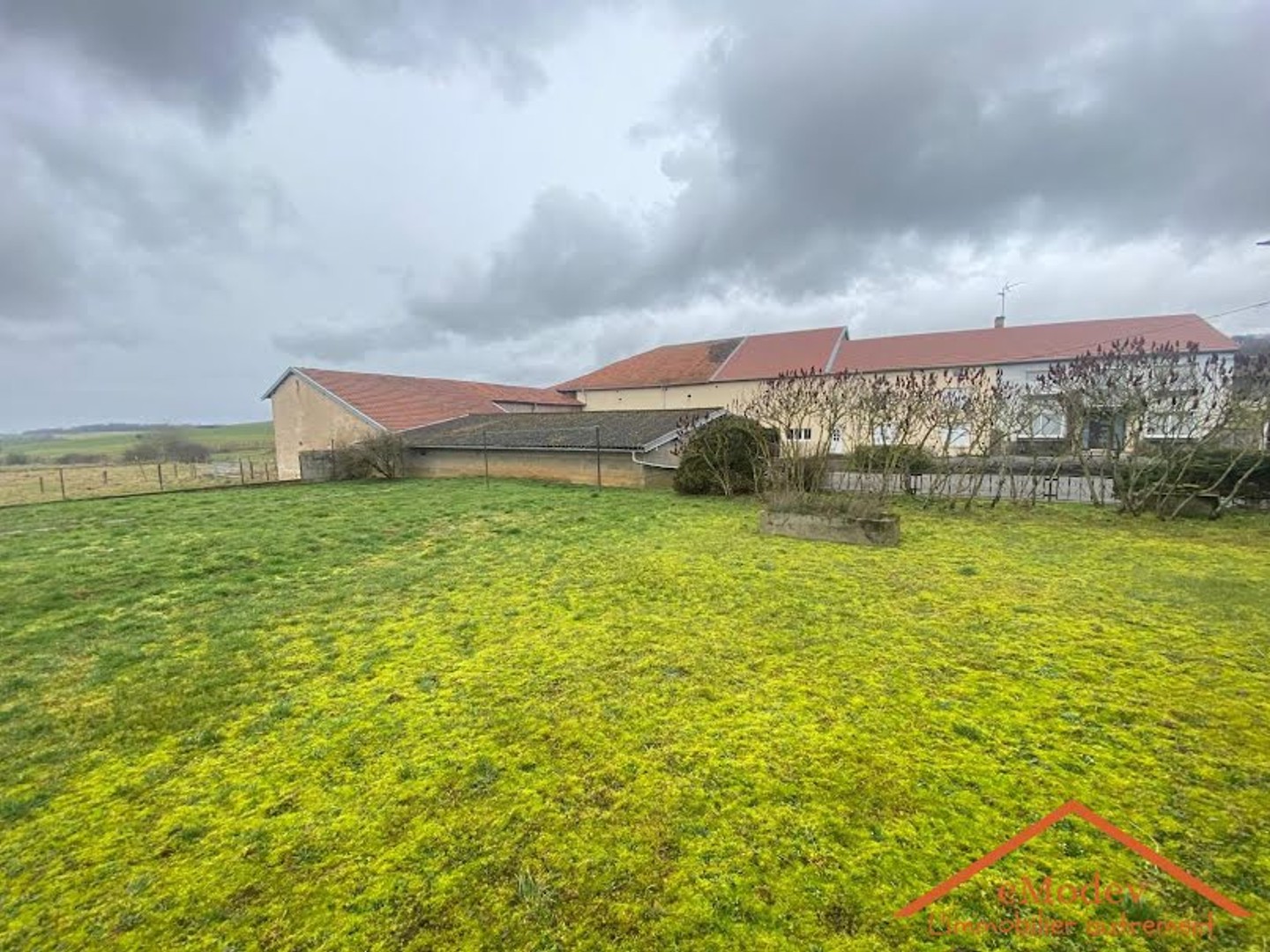Maison à vendre - 6 pièces - 200m2 - Mirecourt (88500)