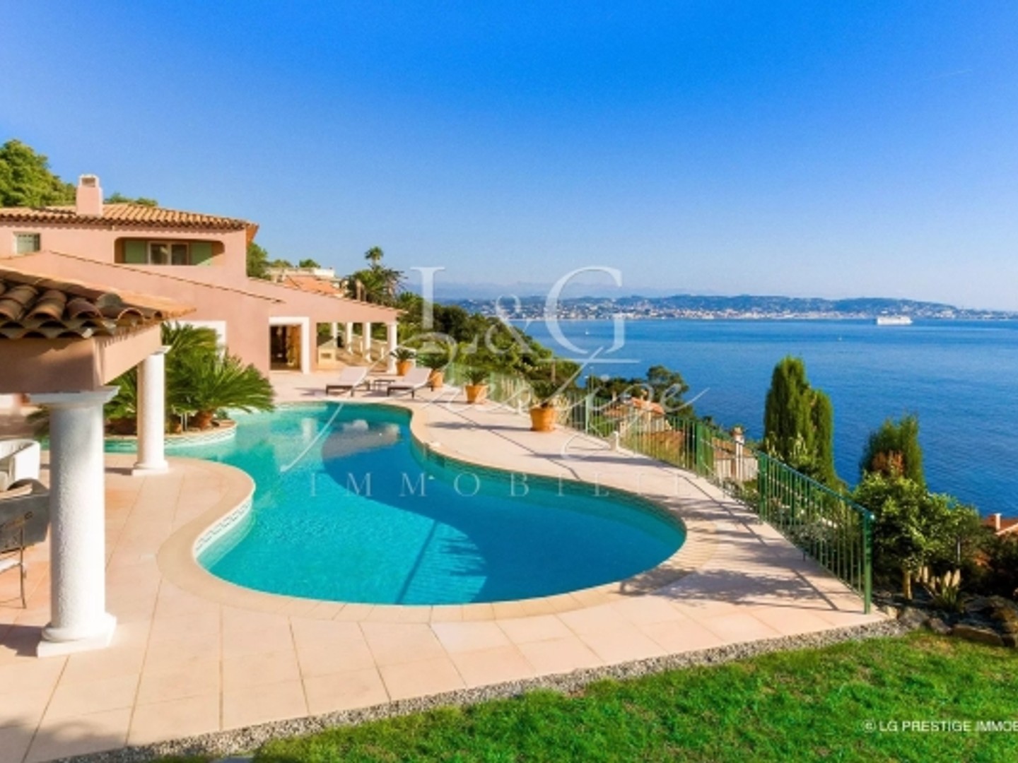 Majestueuse propriété de 7 pièces avec piscine et vue sur la mer, Théoule-sur-Mer