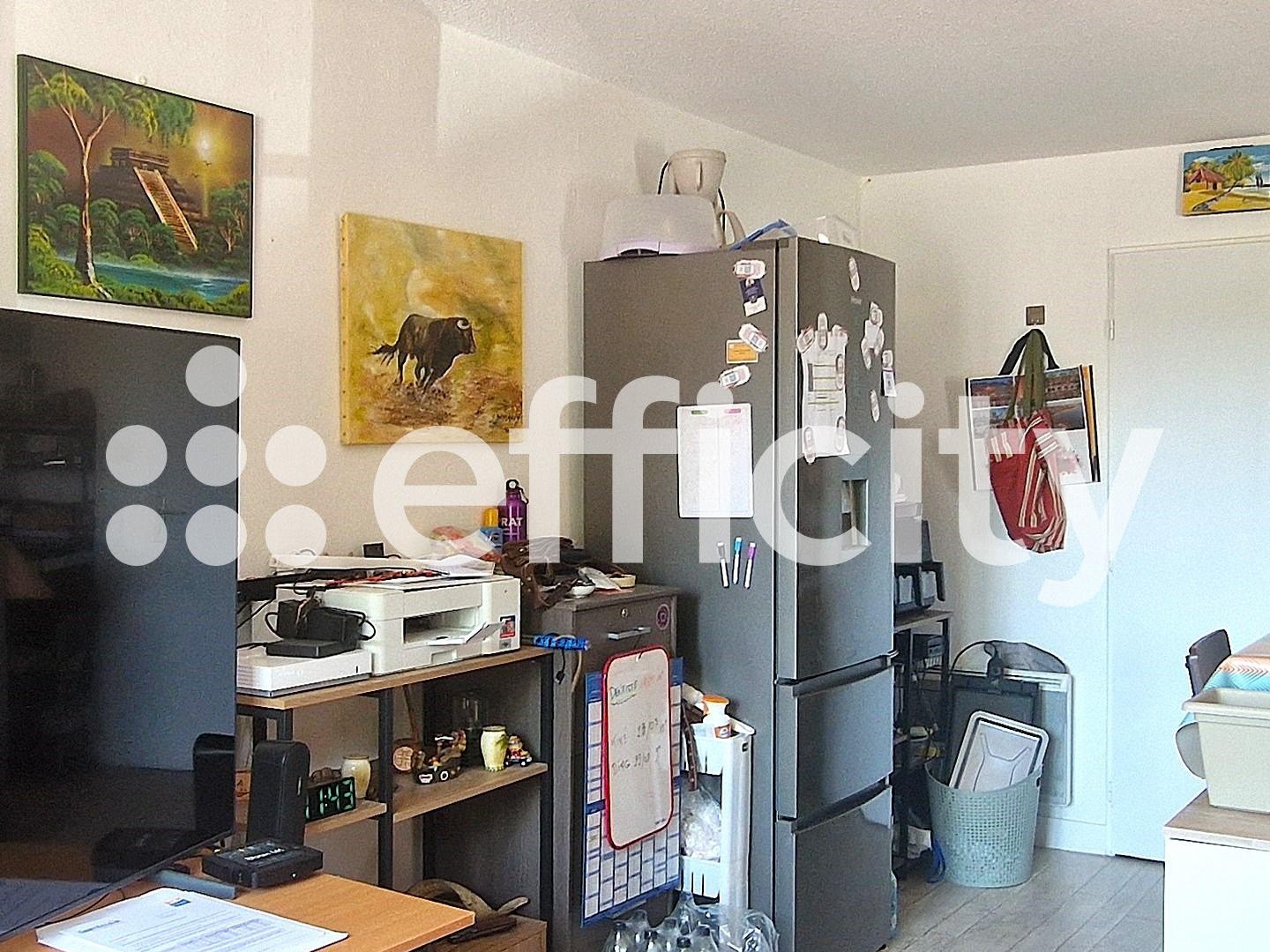 Appartement à vendre - 3 pièces - 56m2 - Saintes (17100)