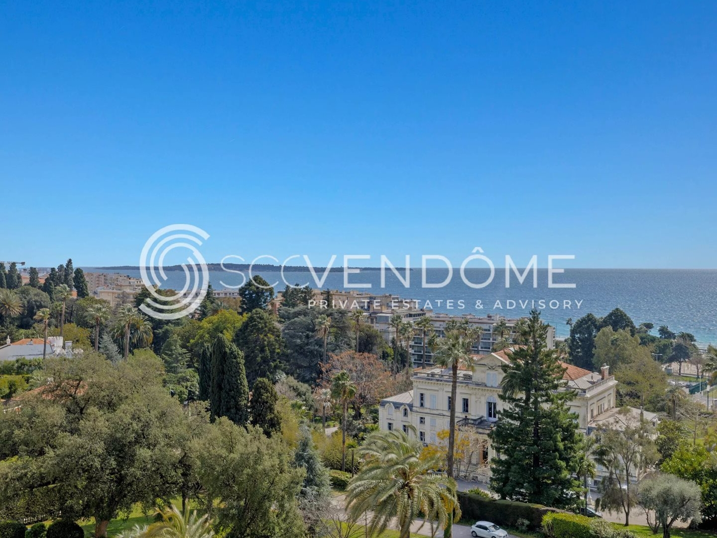 Cannes - Spacieux Duplex 4 Chambres Vue Mer Panoramique A Vendre