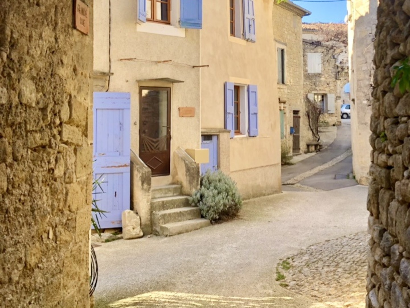 Maison à vendre - 4 pièces - 61m2 - Viens (84750)