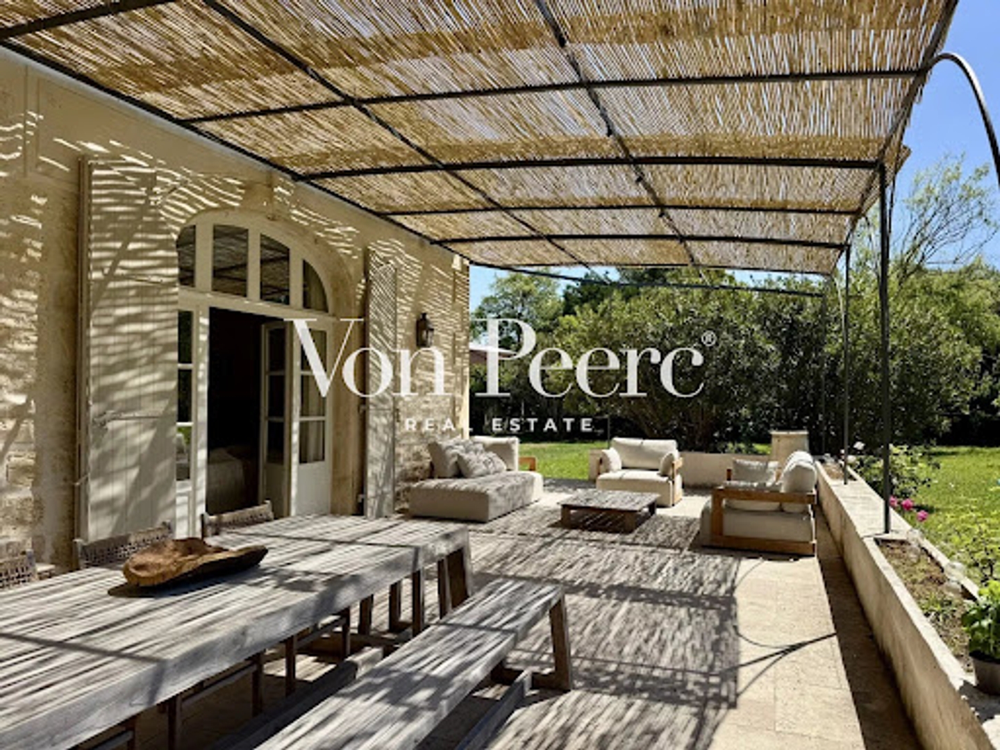 Maison 10 pièces 285 m²