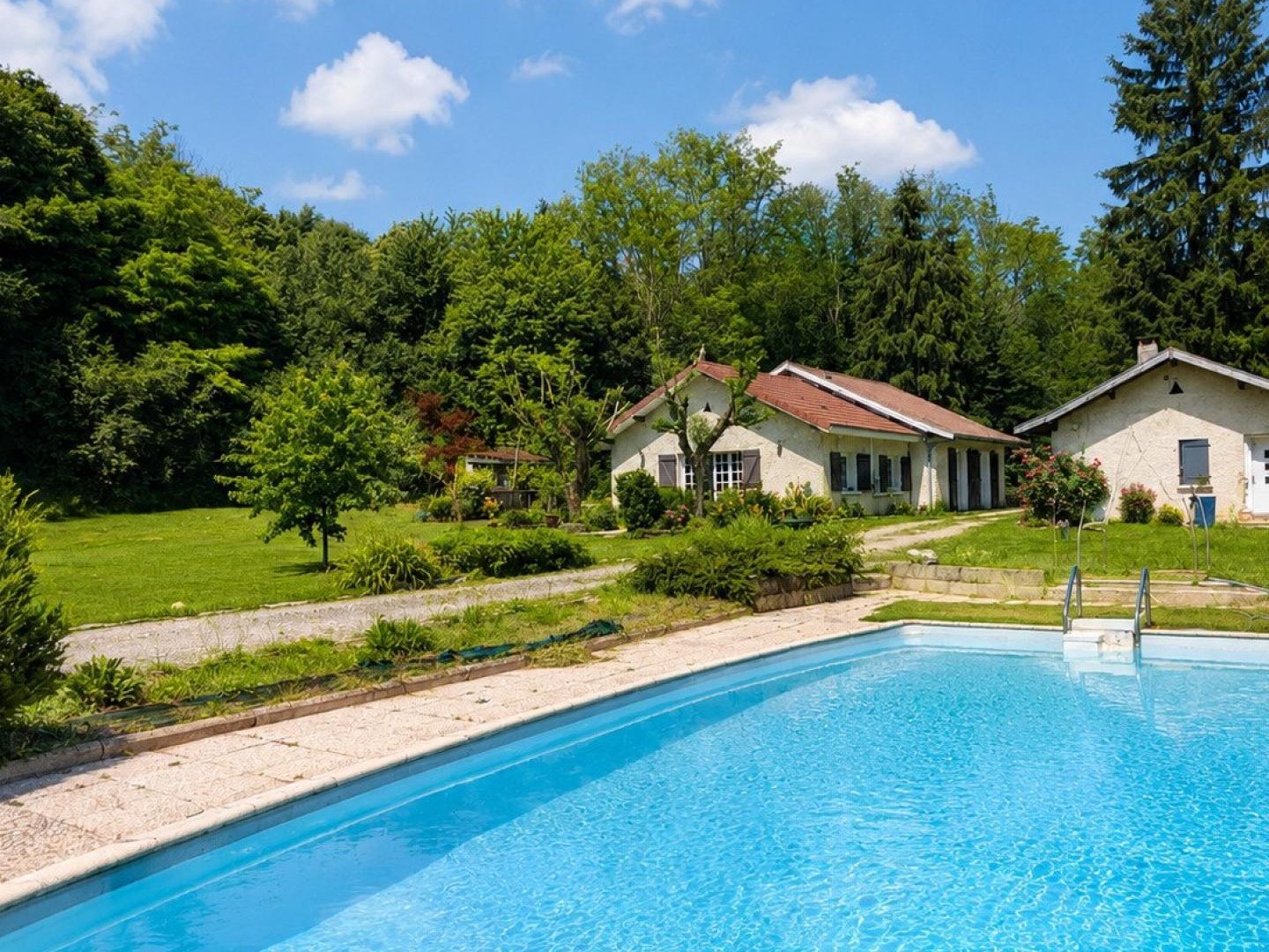 Maison à vendre - 6 pièces - 130m2 - Morestel (38510)