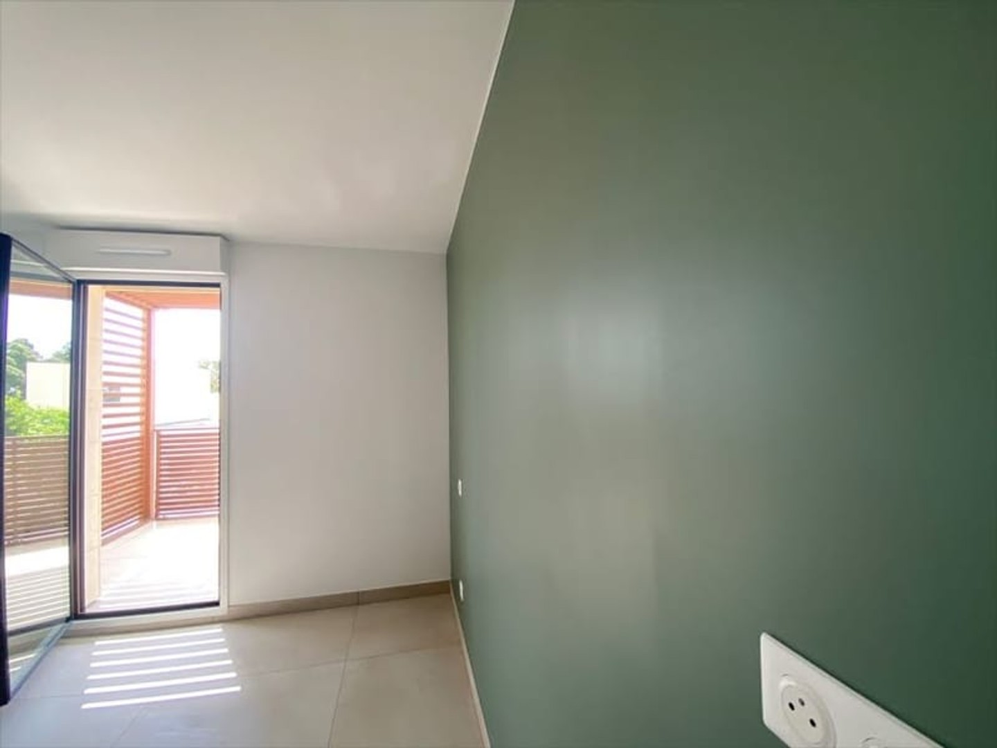 Appartement à vendre - 2 pièces - 41m2 - Nîmes (30000)