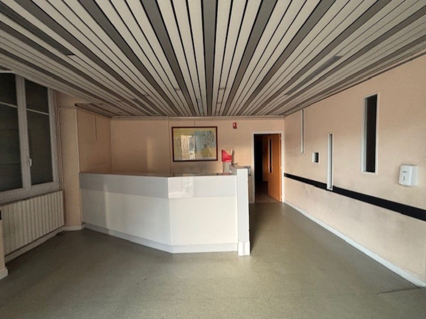Locaux à vendre - 10 pièces - 360m2 - Autun (71400)
