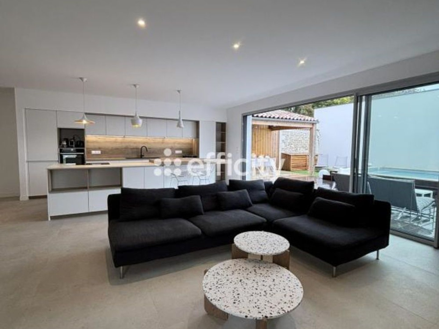 Maison à vendre - 5 pièces - 189m2 - Lagord (17140)