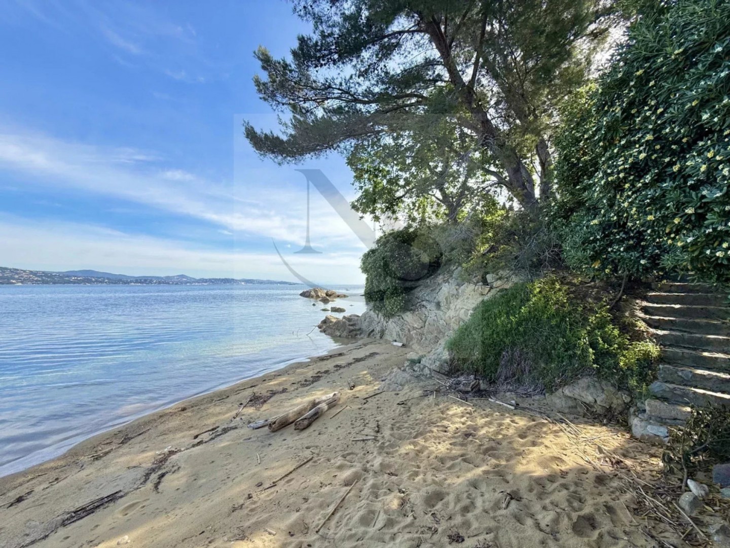 Maison à vendre - 6 pièces - 200m2 - Saint-Tropez (83990)