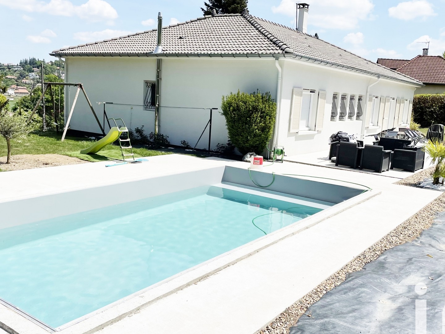 Maison à vendre - 6 pièces - 191m2 - Saint-Genest-Lerpt (42530)
