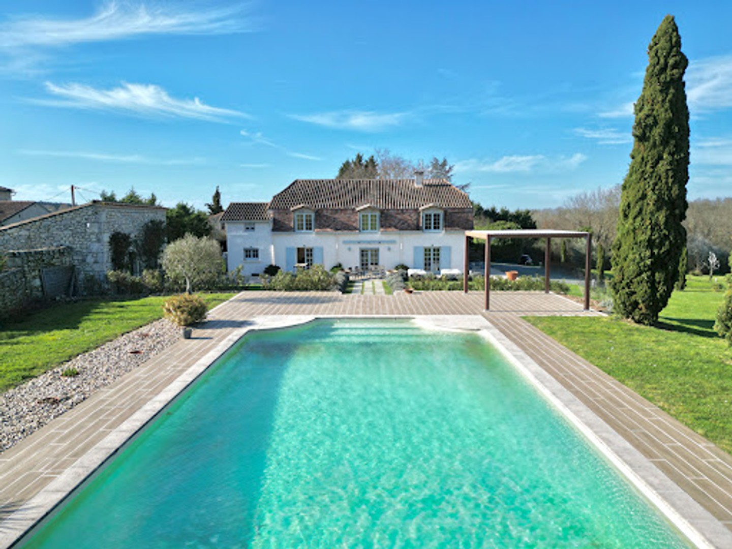 Maison 10 pièces 441 m²