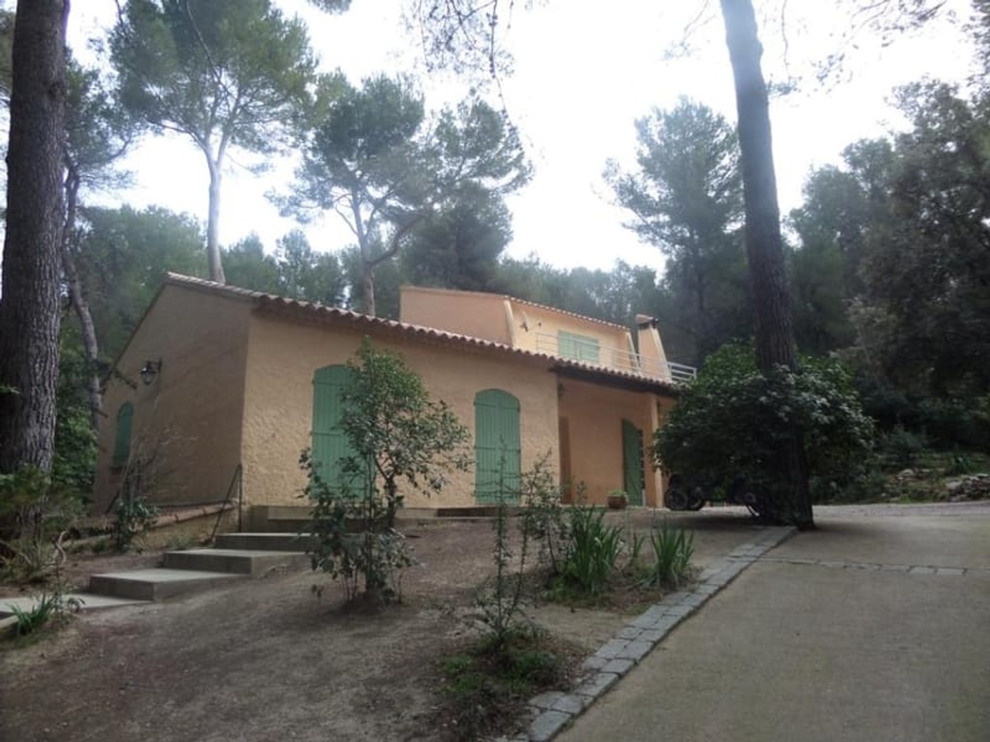 Maison à vendre - 5 pièces - 1600m2 - Marseille 11e (13011)