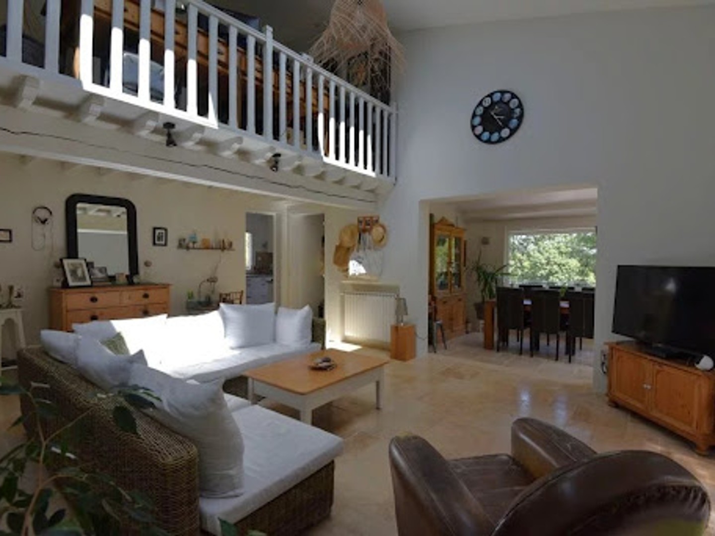 Maison à vendre - 6 pièces - 170m2 - Tourrettes (83440)