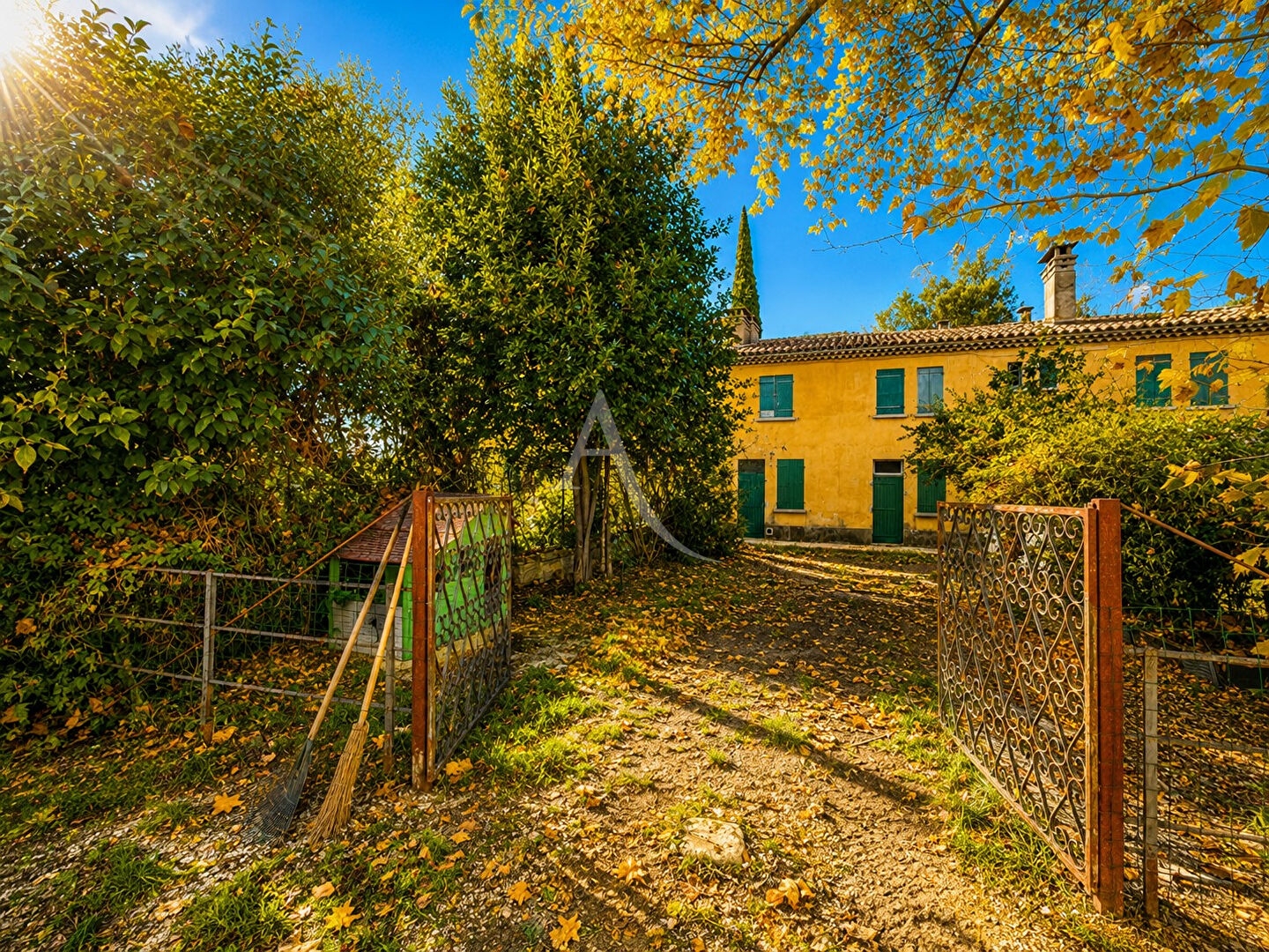 Maison à vendre - 20 pièces - 500m2 - Arles (13200)