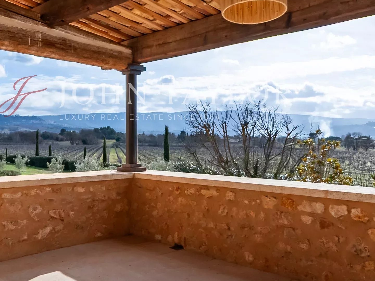 Maison à vendre - 11 pièces - 532m2 - Bonnieux (84480)