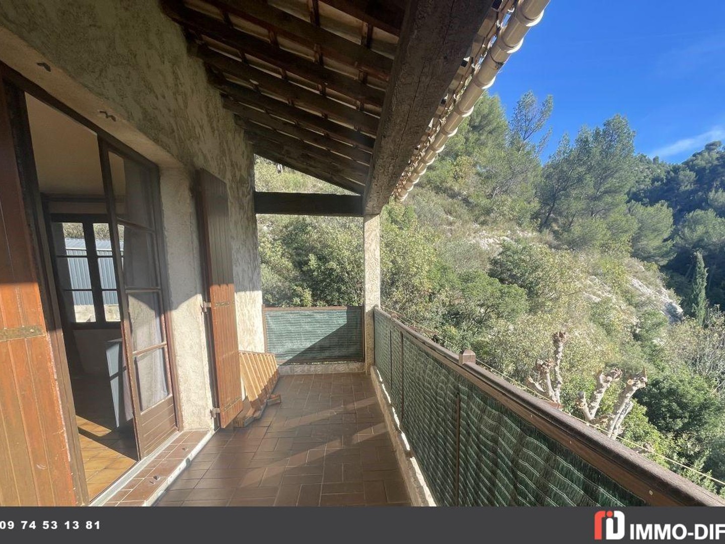 Appartement à vendre - 4 pièces - 103m2 - Allauch (13190)